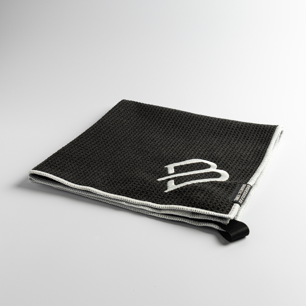 Serviette magnétique noire