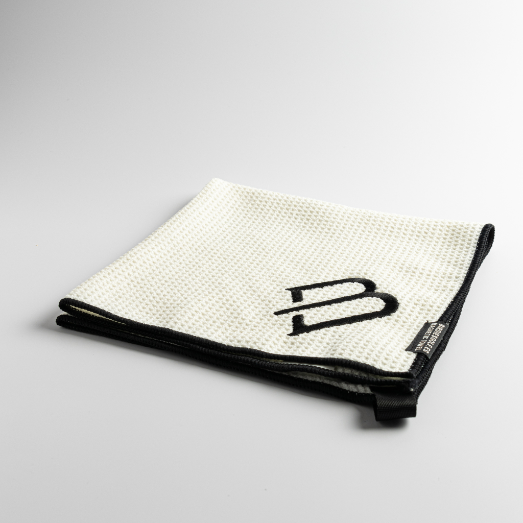 White Magnetic Towel